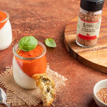 Panna cotta au chèvre coulis de poivrons et croutons